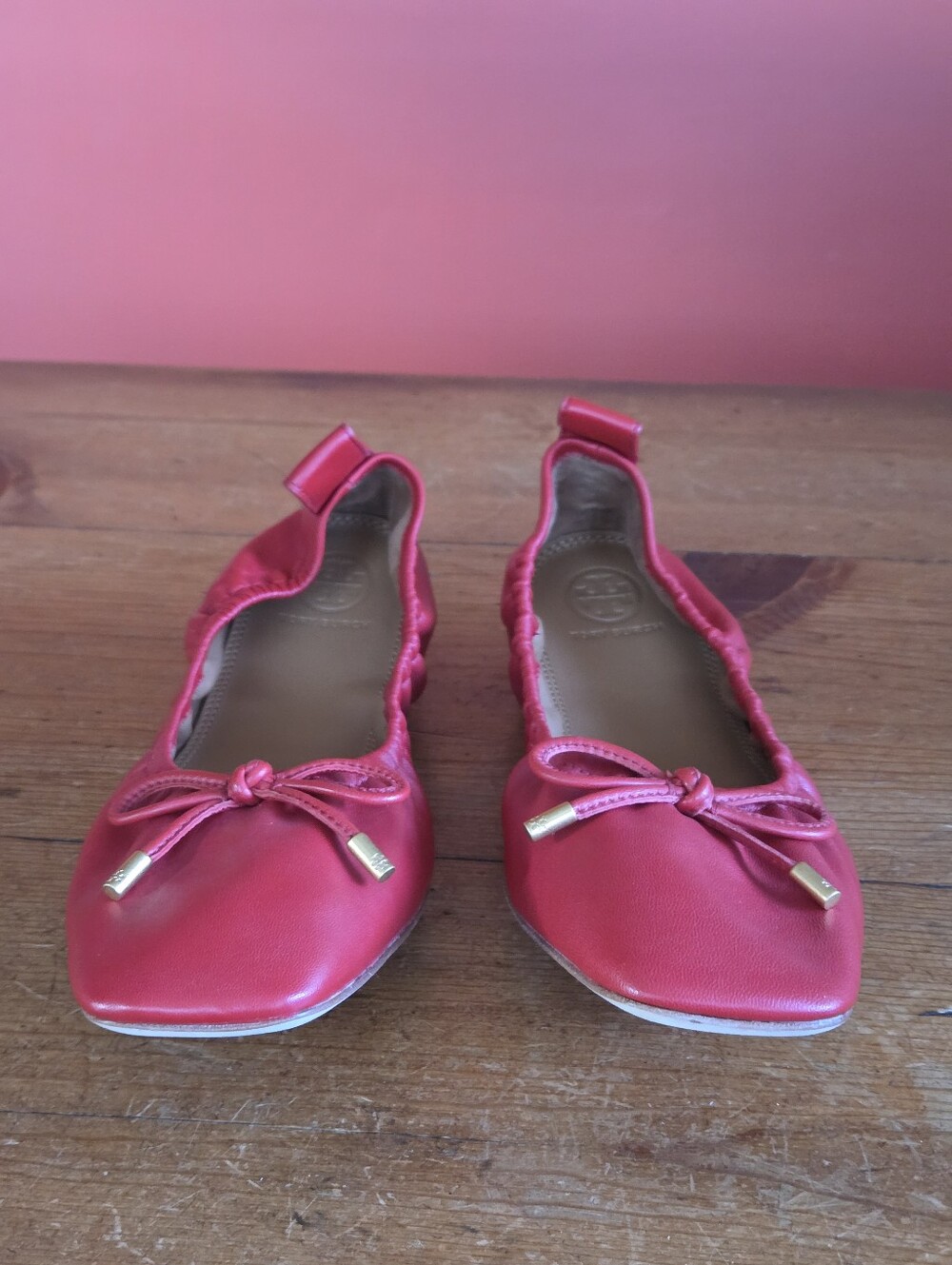 Tory Burch Red Leather Ballet Flats Square Toe Size 8M Bow Elasticated Gold Logo - Picture 5 of 16